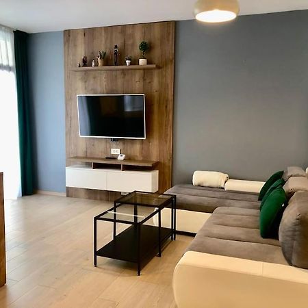 Joy City Stay Vivalia V5-9 Timisoara Esterno foto