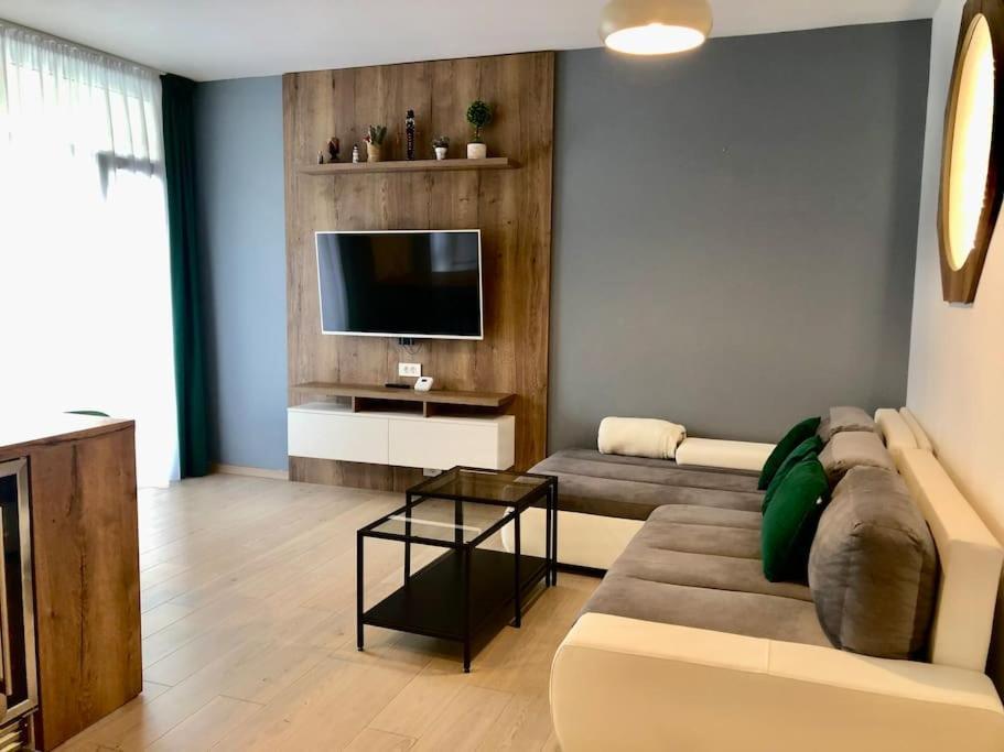 Joy City Stay Vivalia V5-9 Timisoara Esterno foto